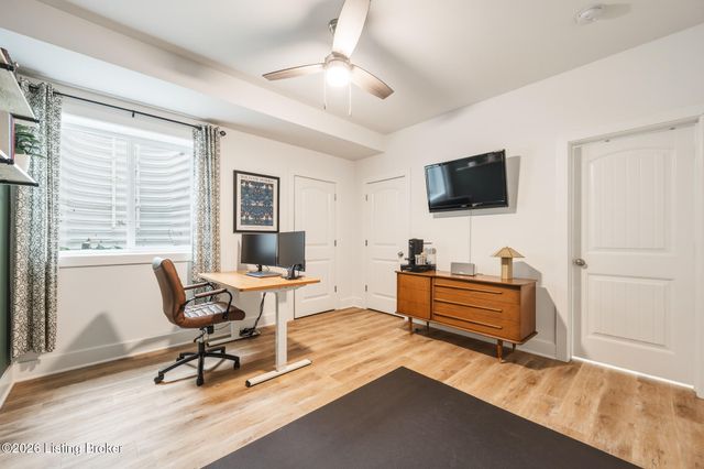 6370 Clore Ln, Crestwood, KY 40014