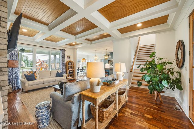 6370 Clore Ln, Crestwood, KY 40014