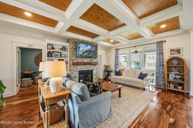 6370 Clore Ln, Crestwood, KY 40014