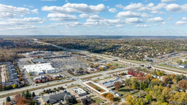 44616 Mound Road, Sterling Heights, MI 48314
