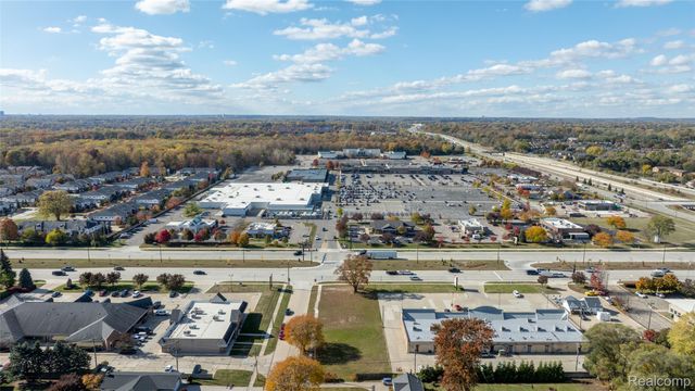 44616 Mound Road, Sterling Heights, MI 48314