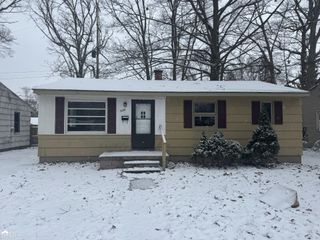 3210 Wyoming Ave Avenue, Flint, MI 48506