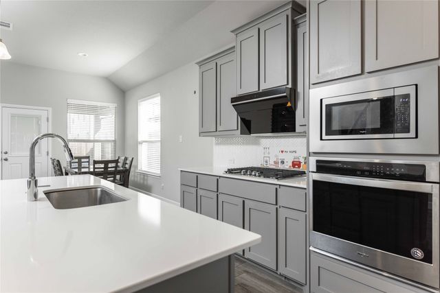 1007 Almond Street, Hickory Creek, TX 75065