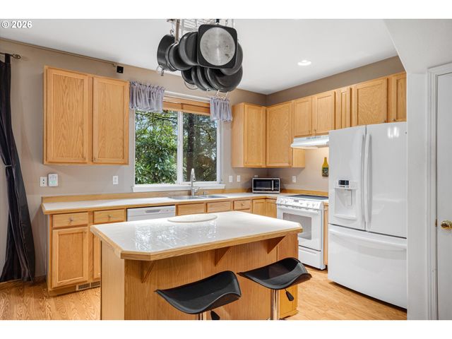 19738 Sw ASHCROFT Ln, Aloha, OR 97003