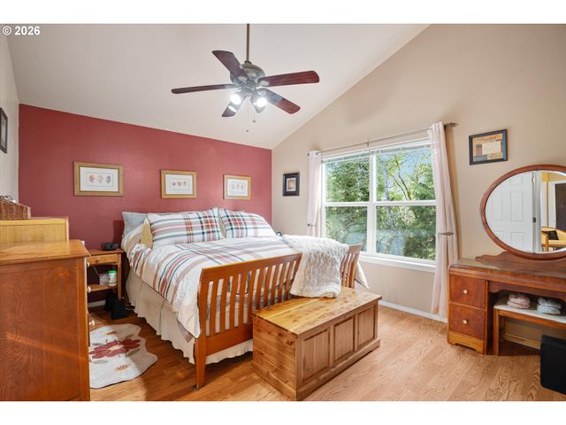 19738 Sw ASHCROFT Ln, Aloha, OR 97003