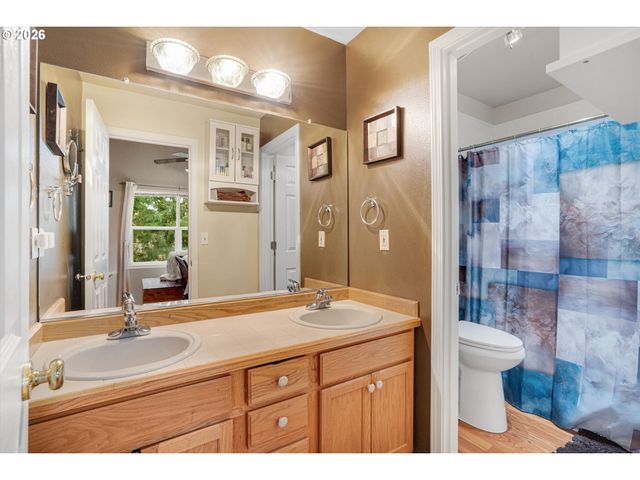 19738 Sw ASHCROFT Ln, Aloha, OR 97003