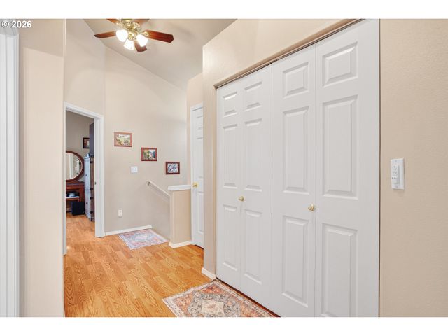 19738 Sw ASHCROFT Ln, Aloha, OR 97003