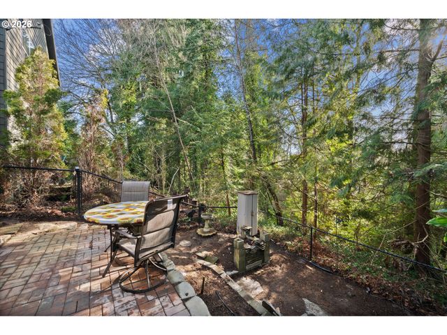 19738 Sw ASHCROFT Ln, Aloha, OR 97003