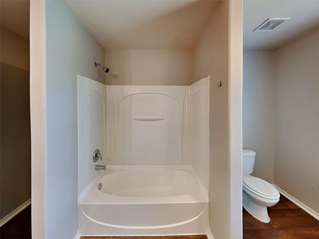 2321 Shady Birch Drive, Conroe, TX 77301