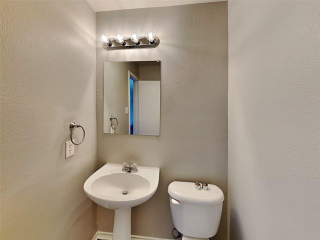 2321 Shady Birch Drive, Conroe, TX 77301