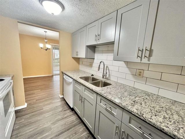 6418 Meadow Rue Drive, Peachtree Corners, GA 30092
