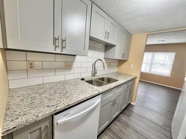 6418 Meadow Rue Drive, Peachtree Corners, GA 30092
