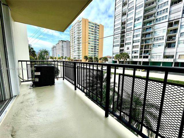 1501 S Ocean Dr 204, Hollywood, FL 33019