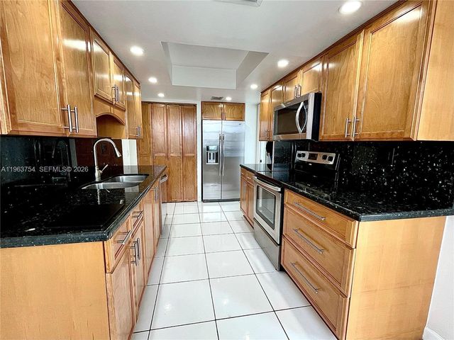 1501 S Ocean Dr 204, Hollywood, FL 33019