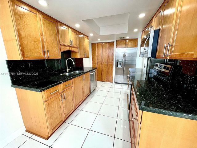 1501 S Ocean Dr 204, Hollywood, FL 33019