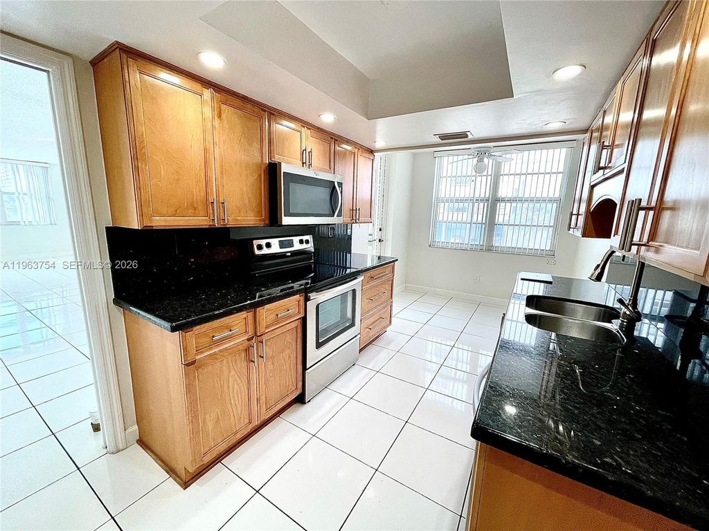 1501 S Ocean Dr 204, Hollywood, FL 33019