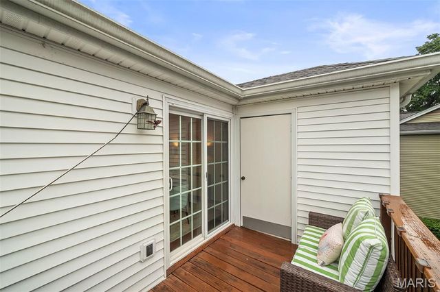 9172 Eager Road, Brentwood, MO 63144