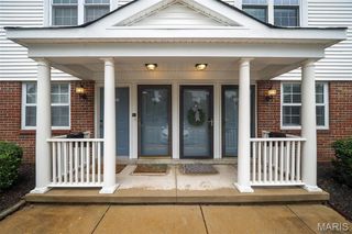 9172 Eager Road, Brentwood, MO 63144