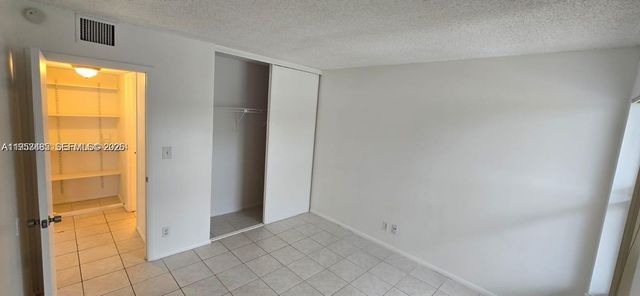 405 S Pine Island Road 202D, Plantation, FL 33324