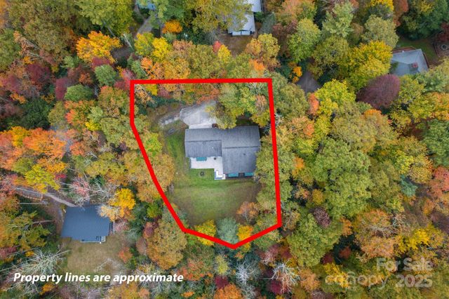 7255 Laurel Hill Drive, Newland, NC 28657