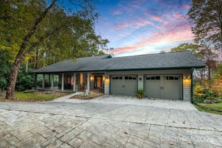 7255 Laurel Hill Drive, Newland, NC 28657