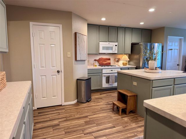 15815 Merle Road, Cypress, TX 77433