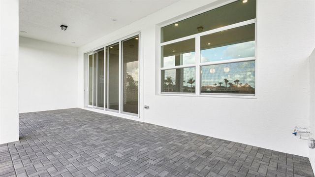 5237 Rivo Alto Circle, Westlake, FL 33470