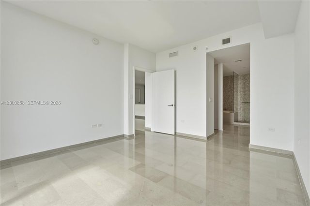 88 SW 7th St 3710, Miami, FL 33130