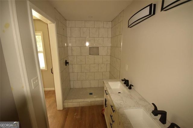 1639 BRIDGEPORT Drive NW, Atlanta, GA 30318