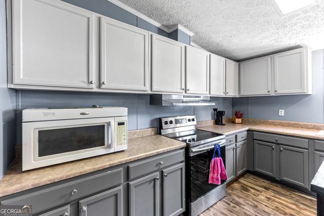 136 Shamrock Circle, Byron, GA 31008
