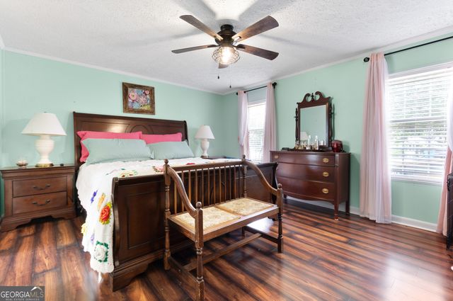 136 Shamrock Circle, Byron, GA 31008