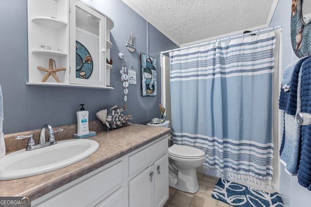 136 Shamrock Circle, Byron, GA 31008
