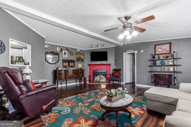 136 Shamrock Circle, Byron, GA 31008