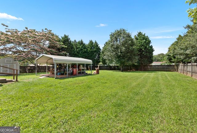 136 Shamrock Circle, Byron, GA 31008