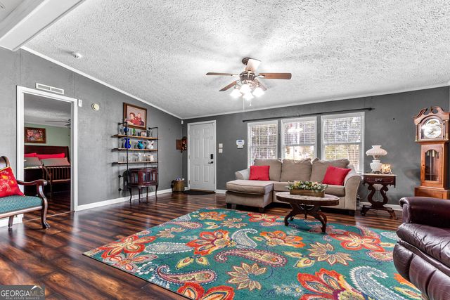 136 Shamrock Circle, Byron, GA 31008