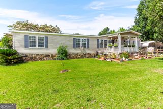 136 Shamrock Circle, Byron, GA 31008