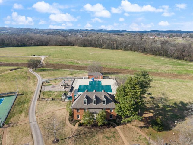 167 Cottonwood Dr, Franklin, TN 37069