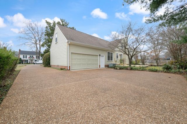 167 Cottonwood Dr, Franklin, TN 37069