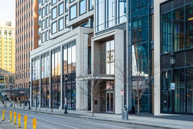 135 Seaport Blvd 2007, Boston, MA 02210