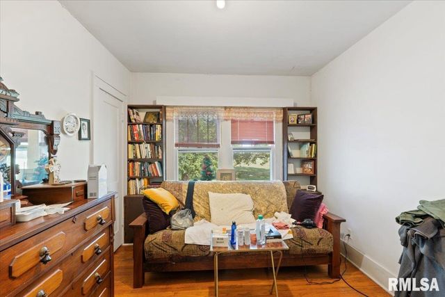 3302 38TH Avenue, Moline, IL 61265