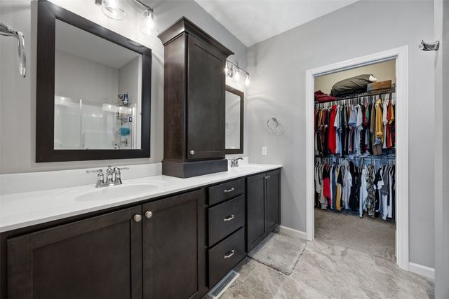 823 Flight Drive, Marion, IA 52302