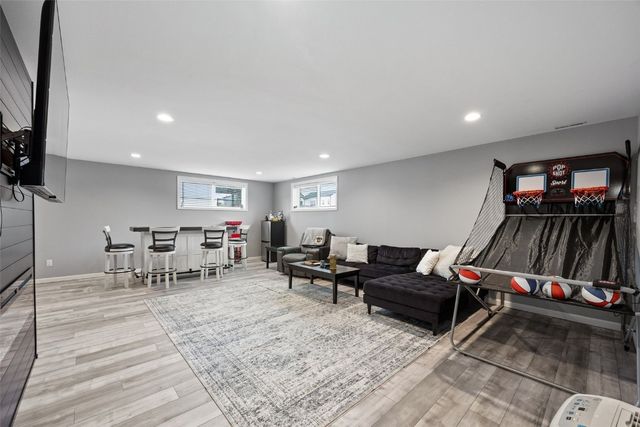 823 Flight Drive, Marion, IA 52302