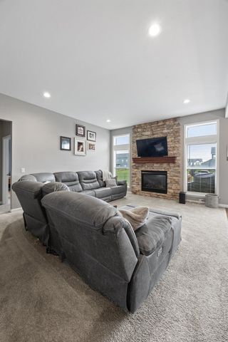 823 Flight Drive, Marion, IA 52302