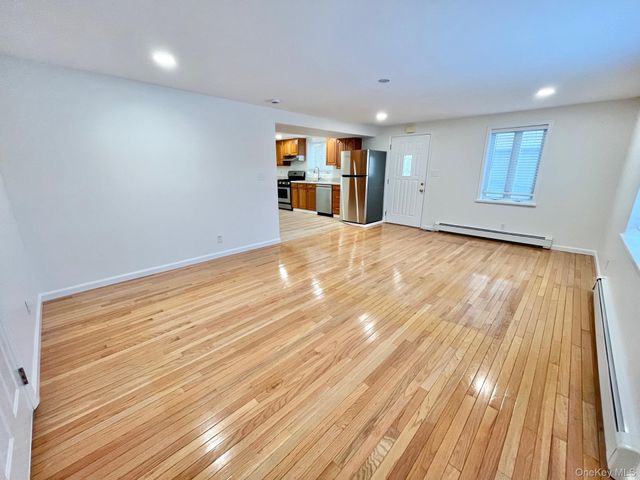 103 Bennett Avenue G, Yonkers, NY 10701