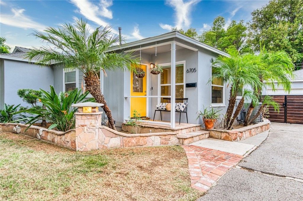 6705 Rubio Avenue, Lake Balboa, CA 91406 — photo 2