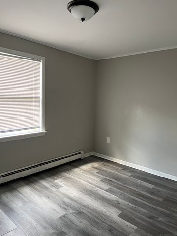 40 Union Street Extension, Enfield, CT 06082