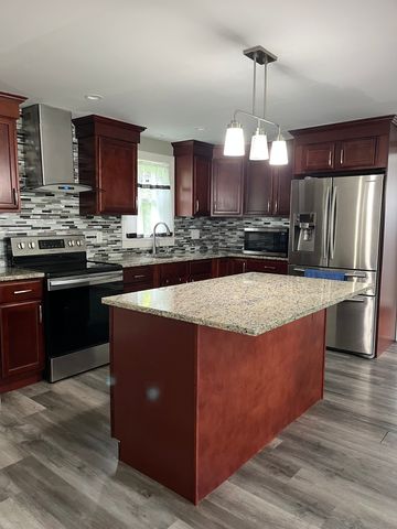 40 Union Street Extension, Enfield, CT 06082