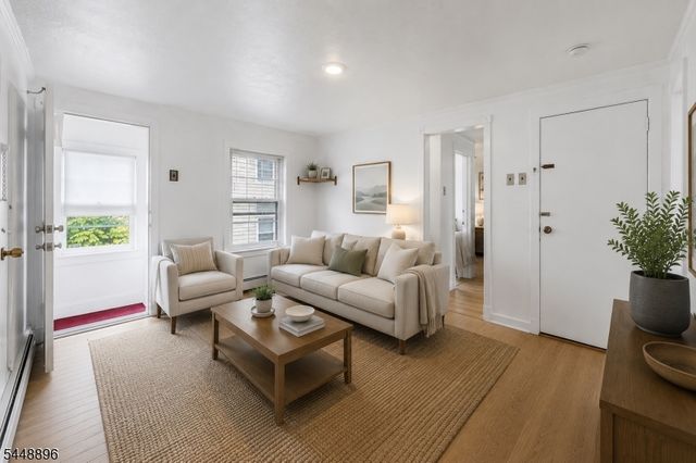 127 Union Ave, Maplewood Twp., NJ 07040