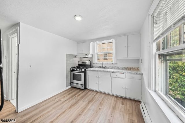 127 Union Ave, Maplewood Twp., NJ 07040