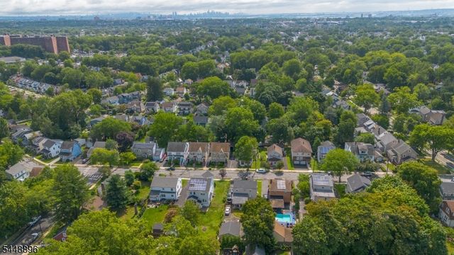 127 Union Ave, Maplewood Twp., NJ 07040